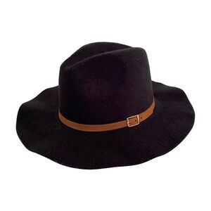Black Hat with Faux Suede Band
